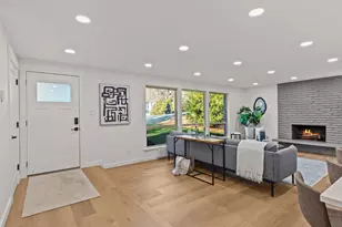 16822 8th Ave SW, Normandy Park, WA 98166 - Photo 2