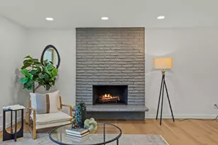 16822 8th Ave SW, Normandy Park, WA 98166 - Photo 4