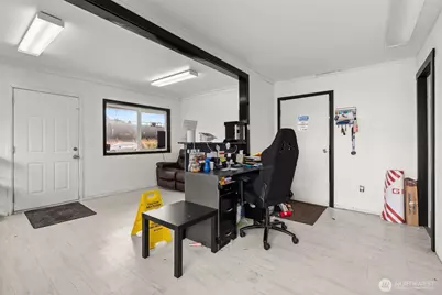 733 NW State Street, Chehalis, WA 98532 - Photo 6