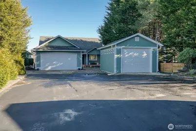 598 Mount Olympus Avenue SE, Ocean Shores, WA 98569 - Photo 1