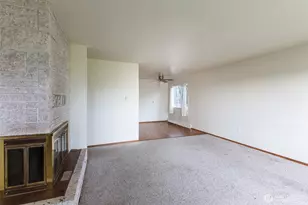 910 E 7th St, Port Angeles, WA 98362 - Photo 4