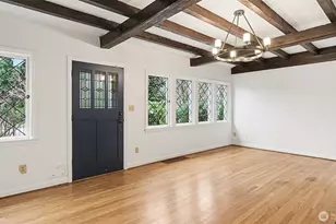 4335 NE 45th St, Seattle, WA 98105 - Photo 4