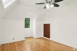 4335 NE 45th St, Seattle, WA 98105 - Photo 20