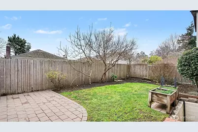 4335 NE 45th Street, Seattle, WA 98105 - Photo 30