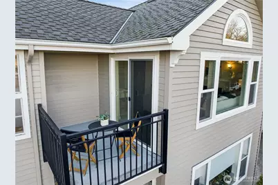 467 Newton Street #405, Seattle, WA 98109 - Photo 24