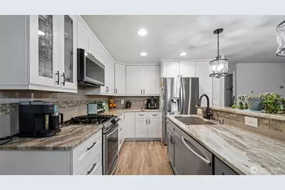 321 S Sheppard Street, Kennewick, WA 99336 - Photo 8