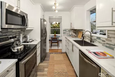 3433 38th Avenue SW, Seattle, WA 98126 - Photo 12