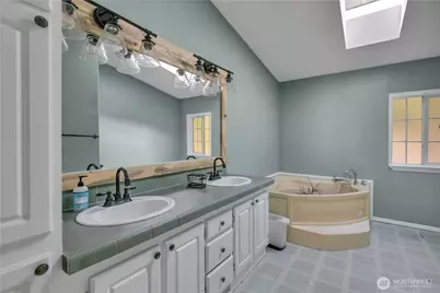 18501 Tapaderos Street Ct SE, Yelm, WA 98597 - Photo 20