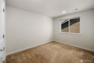 33305 Glacier Ave SE, Black Diamond, WA 98010 - Photo 24