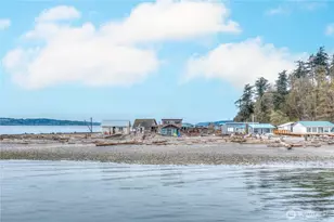 15 U Snoqualmie Ave, Hat Island, WA 98206 - Photo 2