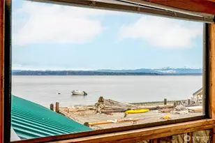 15 U Snoqualmie Ave, Hat Island, WA 98206 - Photo 4