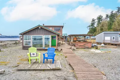 15 U Snoqualmie Ave., Hat Island, WA 98206 - Photo 2