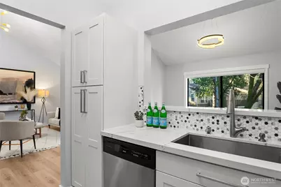 12905 126th Court NE #L205, Kirkland, WA 98034 - Photo 6