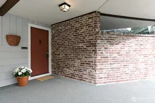 16107 81st Pl NE, Kenmore, WA 98028 - Photo 4