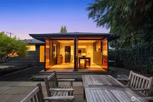 1207 26th Ave E, Seattle, WA 98112 - Photo 2