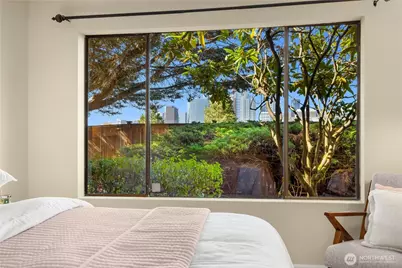 717 122nd Avenue NE #B1, Bellevue, WA 98005 - Photo 16