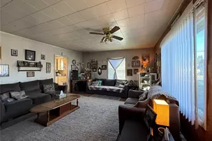 127 Cowlitz Dr, Kelso, WA 98626 - Photo 2