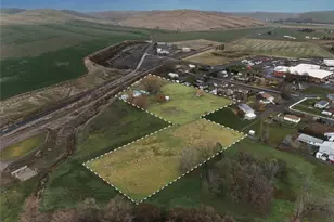 244 E Camp Rd, Waitsburg, WA 99361 - Photo 32