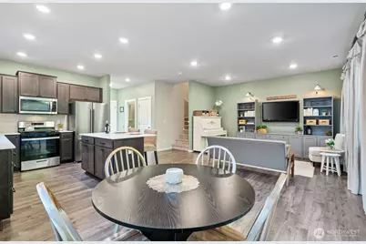 6588 Langley Avenue NE, Bremerton, WA 98311 - Photo 10