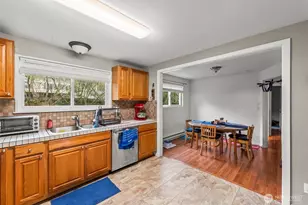 3514 Parker Ln, Bremerton, WA 98310 - Photo 10