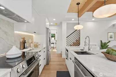 12028 11th Avenue NW, Seattle, WA 98177 - Photo 12