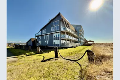 1301 Ocean Shores Boulevard SW #1, Ocean Shores, WA 98569 - Photo 1