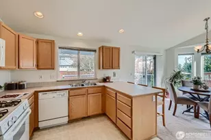 3223 172nd Street SW, Lynnwood, WA 98037 - Photo 4