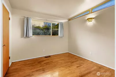 18822 Olympic View Drive, Edmonds, WA 98020 - Photo 12