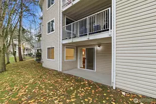 19230 Forest Park Dr NE, Seattle, WA 98155 - Photo 24