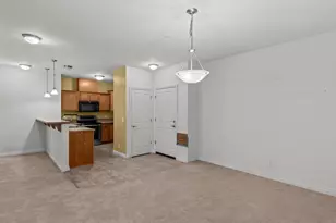 20028 15th Ave NE, Shoreline, WA 98155 - Photo 6