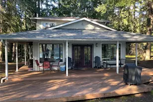 17812 Clear Lake Blvd SE, Yelm, WA 98597 - Photo 2