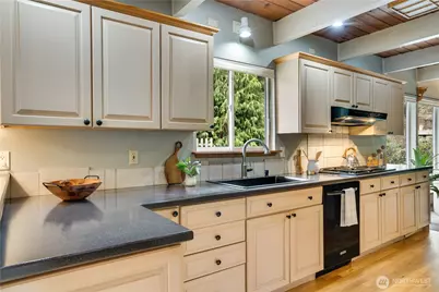 3668 82nd Ave Court W, University Place, WA 98466 - Photo 10