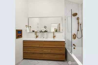 24025 75th Avenue SE, Woodinville, WA 98072 - Photo 18