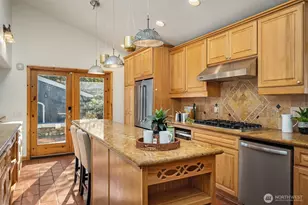 24025 75th Ave SE, Woodinville, WA 98072 - Photo 4