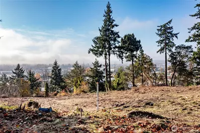 910 64th Avenue E, Fife, WA 98404 - Photo 2