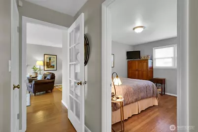 19041 21st Avenue NW, Shoreline, WA 98177 - Photo 12