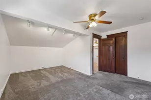 1220 N 44th Ave, Seattle, WA 98103 - Photo 4