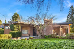 7018 32nd Ave NE, Seattle, WA 98115 - Photo 1