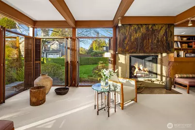 7018 32nd Avenue NE, Seattle, WA 98115 - Photo 12