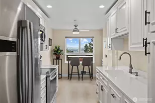 1527 California Ave SW, Seattle, WA 98116 - Photo 20