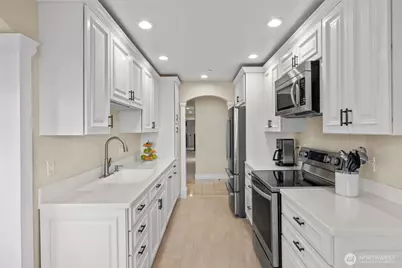 1527 California Avenue SW #401, Seattle, WA 98116 - Photo 18