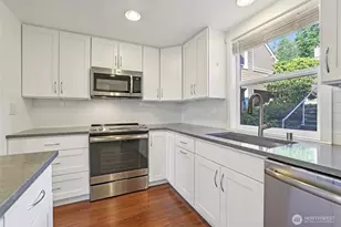 22539 SE 42nd Terrace, Issaquah, WA 98029 - Photo 8