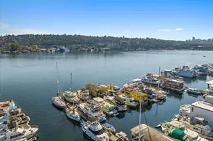 2040 Westlake Ave N, Seattle, WA 98109 - Photo 4