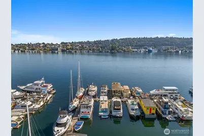 2040 Westlake Avenue N #14, Seattle, WA 98109 - Photo 30