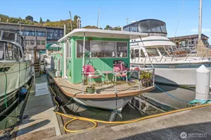 2040 Westlake Ave N, Seattle, WA 98109 - Photo 6