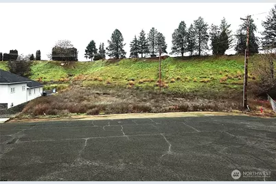 807 Zillah West Road, Zillah, WA 98953 - Photo 8