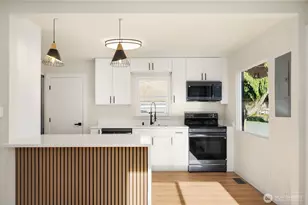 12215 44th Ave S, Tukwila, WA 98178 - Photo 6