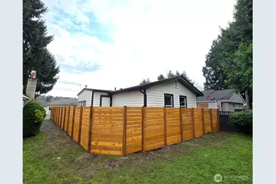 12215 44th Avenue S, Tukwila, WA 98178 - Photo 22