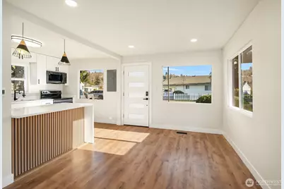 12215 44th Avenue S, Tukwila, WA 98178 - Photo 18