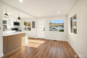 12215 44th Ave S, Tukwila, WA 98178 - Photo 18